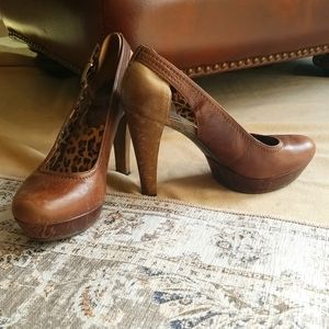 Jessica Simpson Leather Pumps